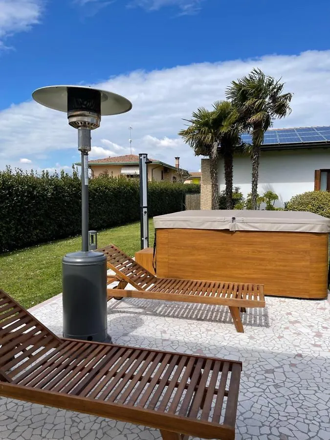 Villa Marinella Apartments - Locazione Turistica Marinella (Venice)